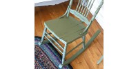 Chaise berçante antique Pressback style tricoteuse